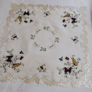 33"X33" Cutout Lace Fabric Off White/Ivory Table Cover Embroidered W/Butterflies